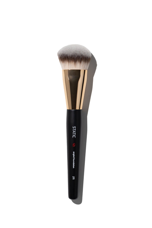 STATIC Angled Foundation Brush 211